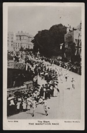 Davidson Bros - 'London Olympics Marathon Start Windsor Castle Postcard' (1908) - Postmarked 1908