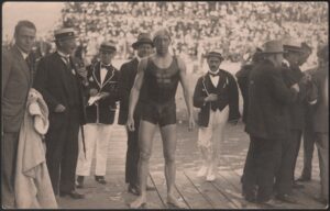 Antwerp Olympics - 'Arvo Alatonen (FIN) - 200/400m Breastroke Bronze Medallist' (1920) - Unused Postcard