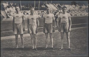 Stockholm Olympics - 'Mens 4x100m Relay Swilver Medalists Sweden' (1912) - Unused Postcard
