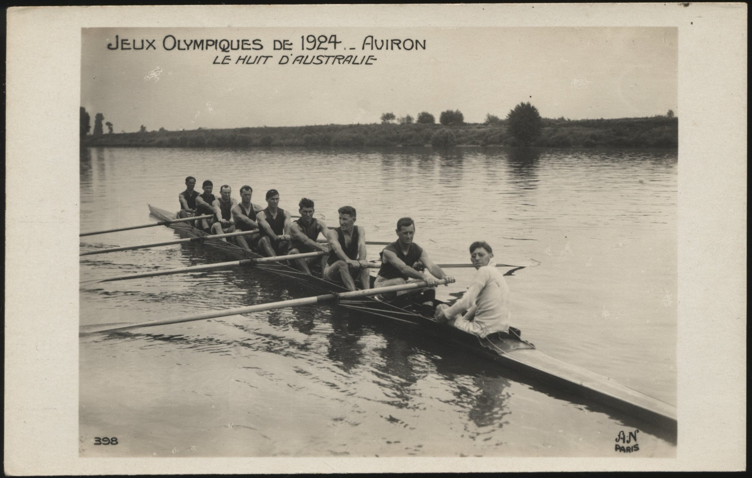 A.N. Paris - 'Australian Men's Eights Olympic Rowing Crew' (1924) - Postcard A.N. Paris - 'Australian Men's Eights Olympic Rowing Crew' (1924) - Postcard