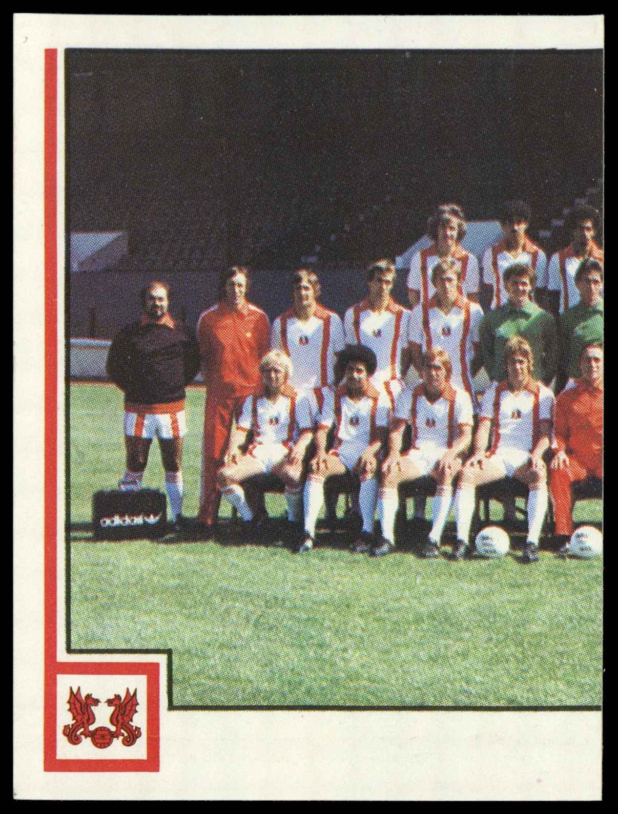 Panini - 'Football 81' (1981) - Team Photo (Orient) Panini - 'Football 81' (1981) - Team Photo (Orient)