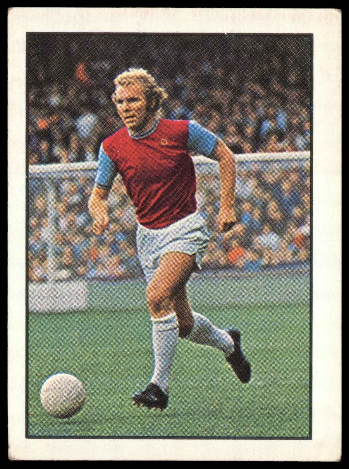 Panini Top Sellers - 'Football 73' (1973) - Bobby Moore (West Ham United) Panini Top Sellers - 'Football 73' (1973) - Bobby Moore (West Ham United)