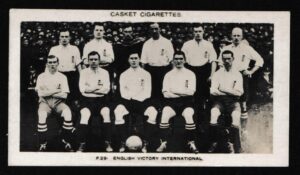Pattreiouex - 'Footballers' (c1922) - Card #F.29 - A Team of English Wartime Internationals Pattreiouex - 'Footballers' (c1922) - Card #F.29 - A Team of English Wartime Internationals