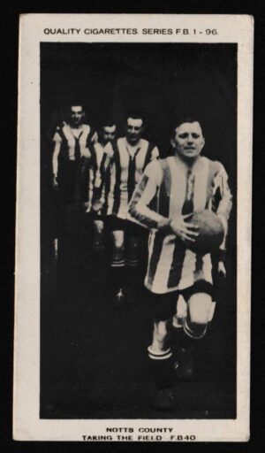 Pattreiouex - 'Footballers' (c1922) - Card #F.B.40 - Notts County taking to the field