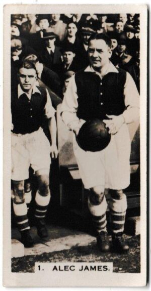 Pattreiouex - 'Footballers in Action' (1934) - Card #1 - Alec James (Arsenal) Pattreiouex - 'Footballers in Action' (1934) - Card #1 - Alec James (Arsenal)