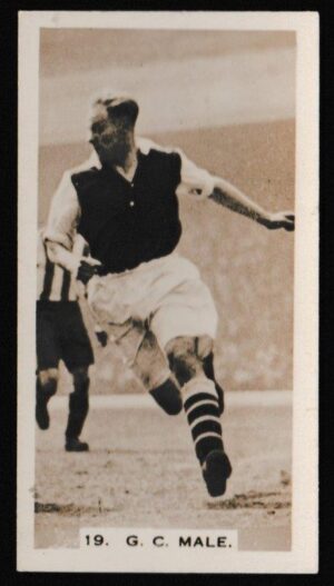 Pattreiouex - 'Footballers in Action' (1934) - Card #19 - G.C. Male (Arsenal)