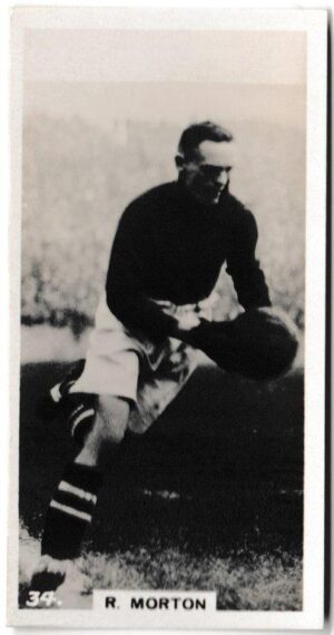 Pattreiouex - 'Footballers in Action' (1934) - Card #34 - R. Morton (Aston Villa)