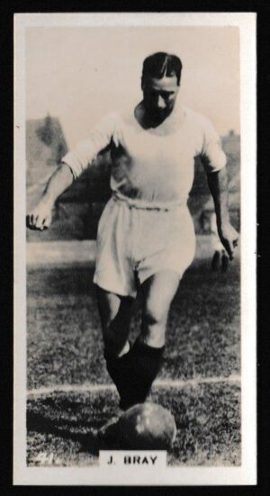 Pattreiouex - 'Footballers in Action' (1934) - Card #41 - J. Bray (Manchester City)