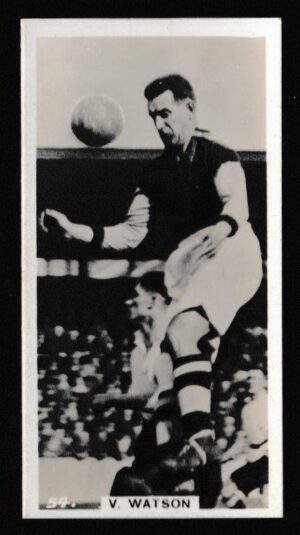 Pattreiouex - 'Footballers in Action' (1934) - Card #54 - V. Watson (West Ham United)