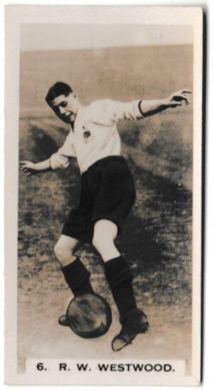 Pattreiouex - 'Footballers in Action' (1934) - Card #6 - W. Westwood (Bolton Wanderers)