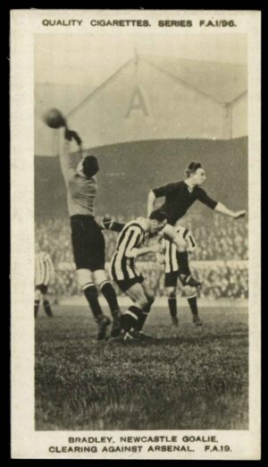 Pattreiouex - 'Footballers (F.A.)' (c1922) - Bradley (Newcastle United v Arsenal)