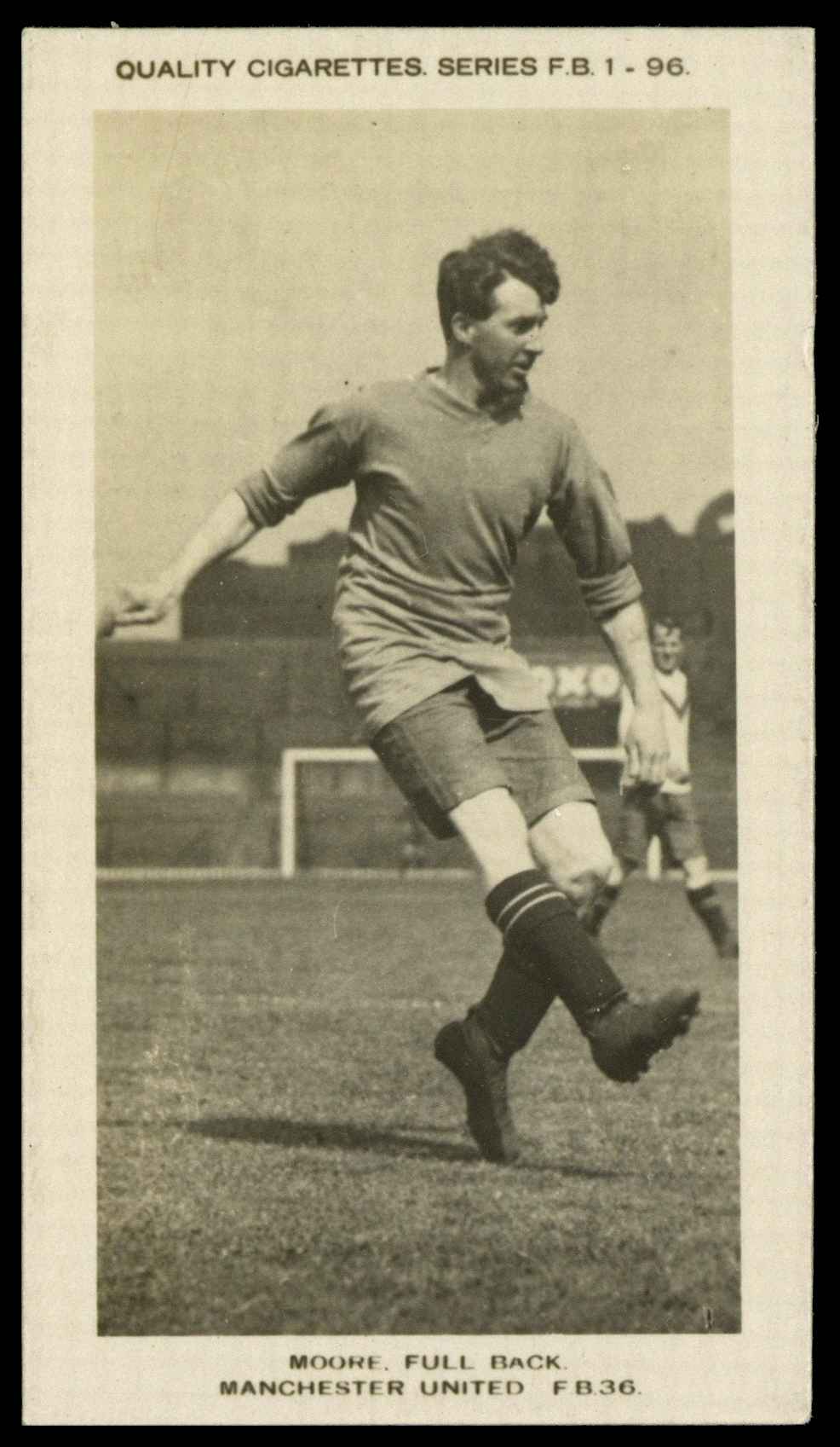 Pattreiouex - 'Footballers (F.B.)' (1922) - Moore (Manchester United) Pattreiouex - 'Footballers (F.B.)' (1922) - Moore (Manchester United)
