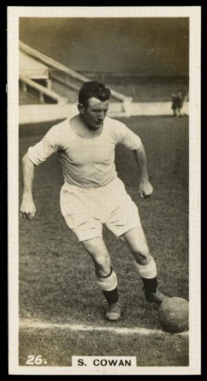 Pattreiouex - 'Footballers in Action' (1934) - S. Cowan (Man City) Pattreiouex - 'Footballers in Action' (1934) - S. Cowan (Man City)