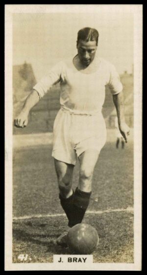 Pattreiouex - 'Footballers in Action' (1934) - J. Bray (Man City) Pattreiouex - 'Footballers in Action' (1934) - J. Bray (Man City)