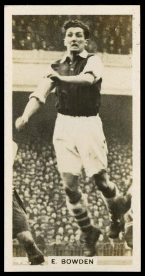 Pattreiouex - 'Footballers in Action' (1934) - E. Bowden (Arsenal)