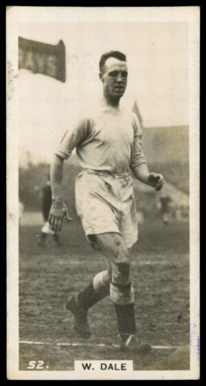 Pattreiouex - 'Footballers in Action' (1934) - W. Dale (Man City)