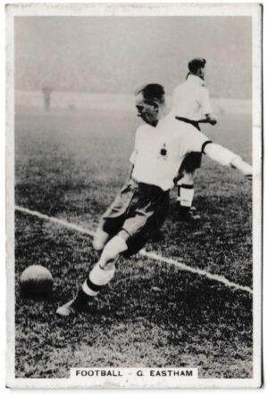 Pattreiouex - 'Sporting Events & Stars' (1935) - Card #75 - G. Eastham (Bolton Wanderers)