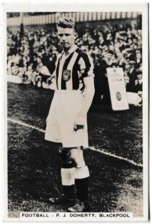 Pattreiouex - 'Sporting Events & Stars' (1935) - Card #81 - P.J. Doherty (Blackpool)