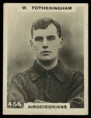 Phillips (Godfrey) - 'Pinnace Footballers'  #456 W. Fotheringham (Airdrie) (1922)