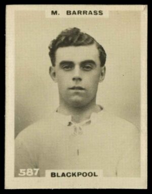 Phillips (Godfrey) - 'Pinnace Footballers'  #587 F. Barrass (Blackpool) (1922)