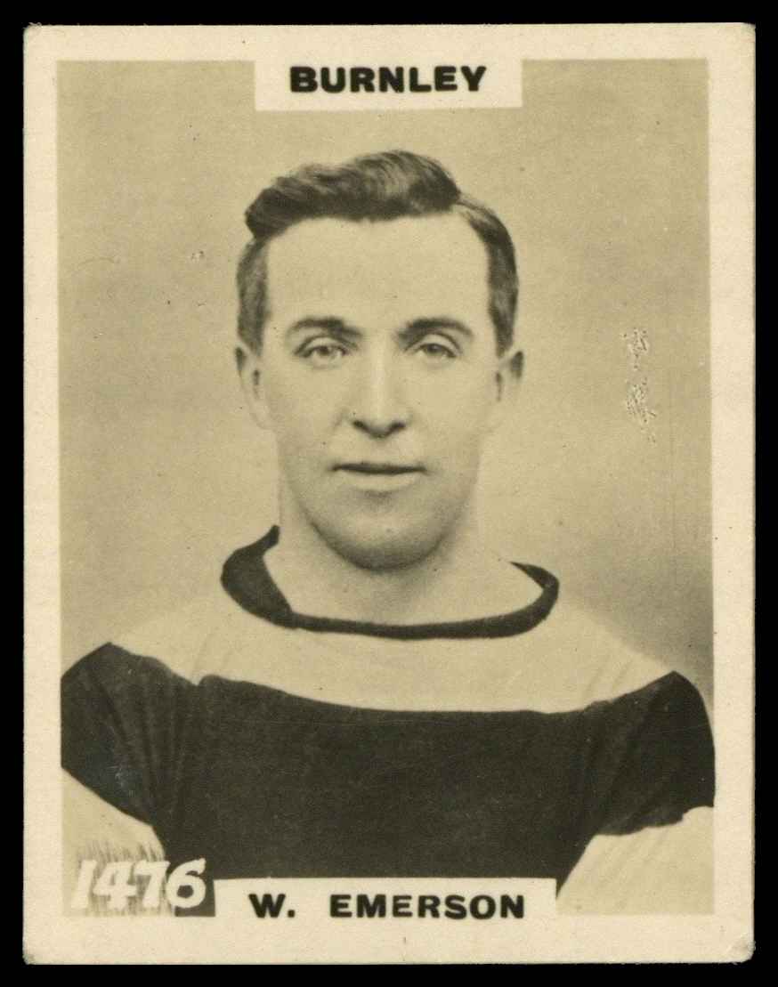 Phillips (Godfrey) - 'Pinnace Footballers' #1476 W. Emerson (Burnley) (1922) Phillips (Godfrey) - 'Pinnace Footballers' #1476 W. Emerson (Burnley) (1922)