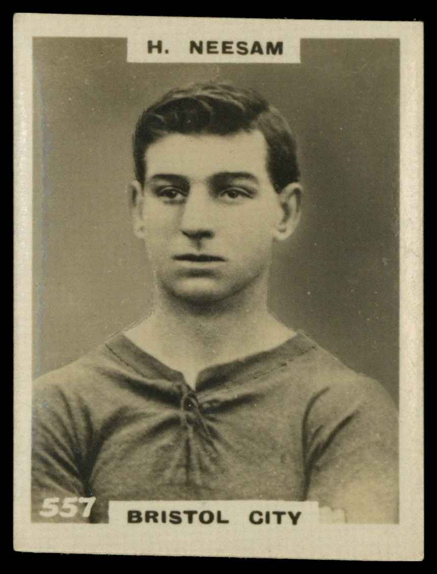 Phillips (Godfrey) - 'Pinnace Footballers' #557 H. Neesam (Bristol City) (1922) Phillips (Godfrey) - 'Pinnace Footballers' #557 H. Neesam (Bristol City) (1922)