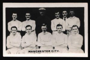 Pluck - 'Famous Football Teams' (1922) - Card #15 - Manchester City