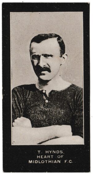 Smith's - 'Footballers Cup Tie S2' (1909) - T. Hynds (Hearts)