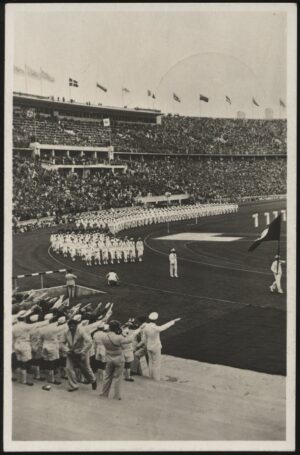 Berlin Olympics - 'Stadium Athlete Arrival 2 Card Set' (1936) - Used Postcard Berlin Olympics - 'Stadium Athlete Arrival 2 Card Set' (1936) - Used Postcard