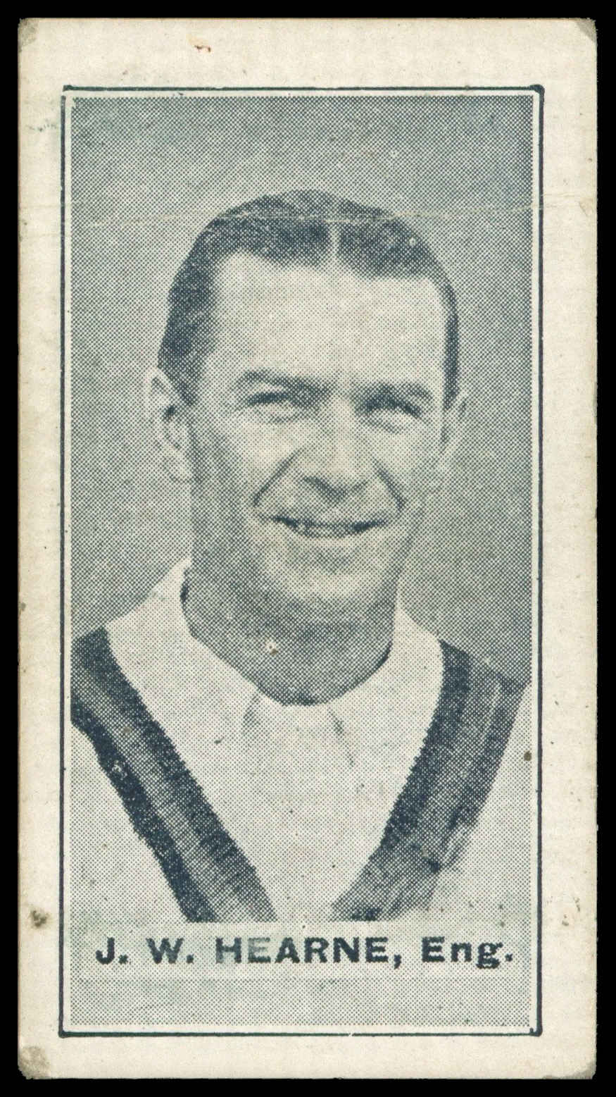 Sweetacres - 'Cricketers (Minties Red & Green)' (1926) - J.W. Hearne (Middlesex) Sweetacres - 'Cricketers (Minties Red & Green)' (1926) - J.W. Hearne (Middlesex)