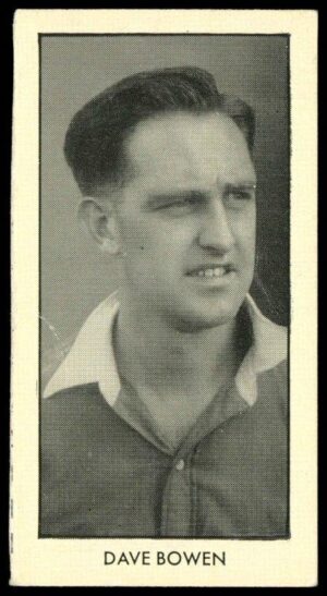 Thomson (D.C.) - 'World Cup Footballers (Hotspur)' (1958) - Dave Bowen (Arsenal) Thomson (D.C.) - 'World Cup Footballers (Hotspur)' (1958) - Dave Bowen (Arsenal)