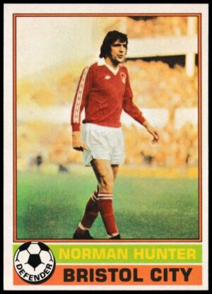 Topps (UK) - 'Footballers (Red Back 111-220)' - Card #145 - Norman Hunter (Bristol City)