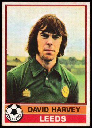 Topps (UK) - 'Footballers (Red Back 111-220)' - Card #147 - David Harvey (Leeds Utd)
