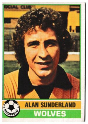 Topps (UK) - 'Footballers (Red Back 221-330)' - Card #222 - Alan Sunderland (Wolves)