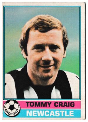 Topps (UK) - 'Footballers (Red Back 221-330)' - Card #265 - Tommy Craig (Newcastle)