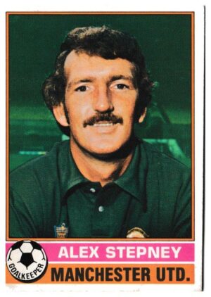 Topps (UK) - 'Footballers (Red Back 221-330)' - Card #302 - Alex Stepney (Man Utd)