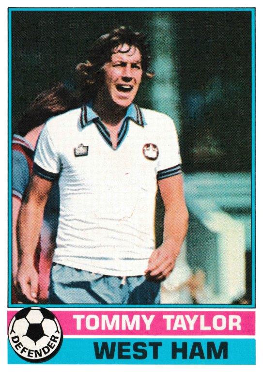 Topps (UK) - 'Footballers (Red Back 221-330)' - Card #317 - Tommy Taylor (West Ham) Topps (UK) - 'Footballers (Red Back 221-330)' - Card #317 - Tommy Taylor (West Ham)