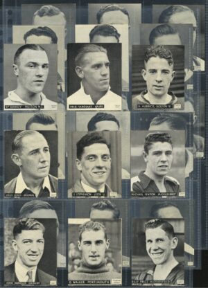 Topical Times - 'Footballers (English H&S)' (1939) - Complete Set (Shankly, Fagan, Vose, Buchan etc)