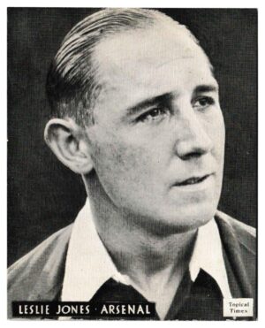 Topical Times - 'Footballers (English H&S)' (1939) - L. Jones (Arsenal)