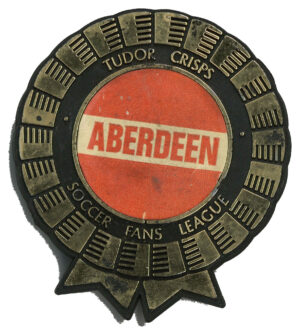 Tudor Crisps - 'Soccer Fans League Plastic Rosettes' (1970) - Aberdeen Tudor Crisps - 'Soccer Fans League Plastic Rosettes' (1970) - Aberdeen