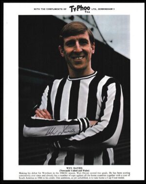 Ty-phoo Tea - 'International Football Stars (S1 Premium)' #7 - Wyn Davies (Newcastle)