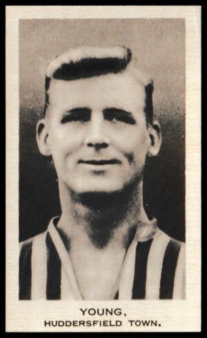 U.S.M.Co - A. Young (Huddersfield) -  'Popular Footballers'  - (1936)