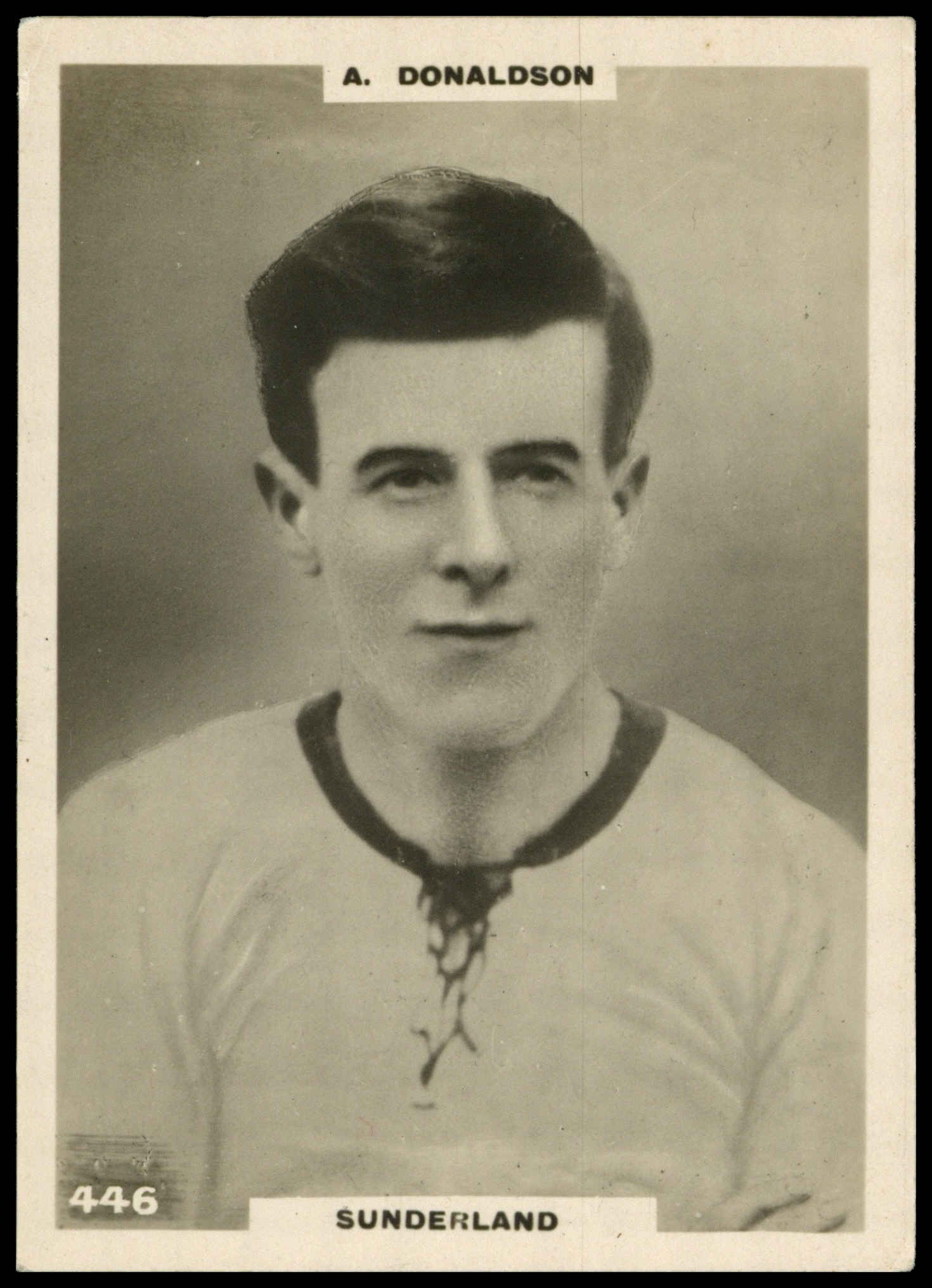 Godfrey Phillips - 'A. Donaldson (Sunderland)' - Footballers L3 (1922) Godfrey Phillips - 'A. Donaldson (Sunderland)' - Footballers L3 (1922)