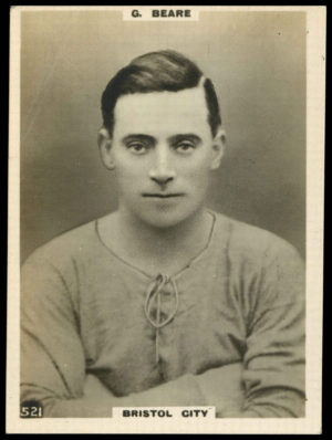 Godfrey Phillips - 'G. Beare (Britol City)' - Footballers L3 (1922)