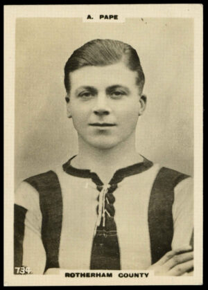 Godfrey Phillips - 'A. Pape (Rotherham County)' - Footballers L3 (1922)