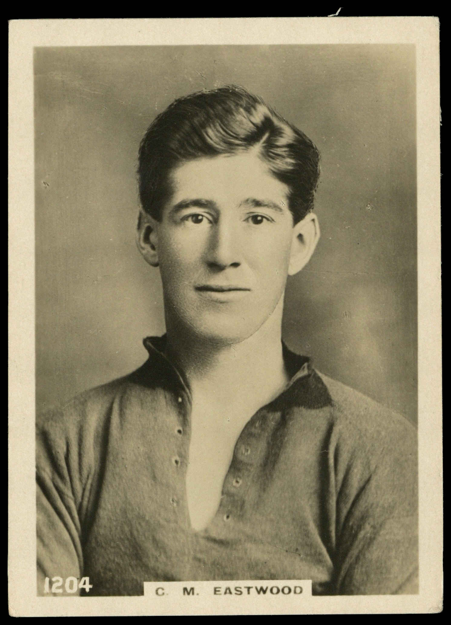 Godfrey Phillips - 'C.M. Eastwood (Plymouth Argyle)' - Footballers L3 (1922) Godfrey Phillips - 'C.M. Eastwood (Plymouth Argyle)' - Footballers L3 (1922)