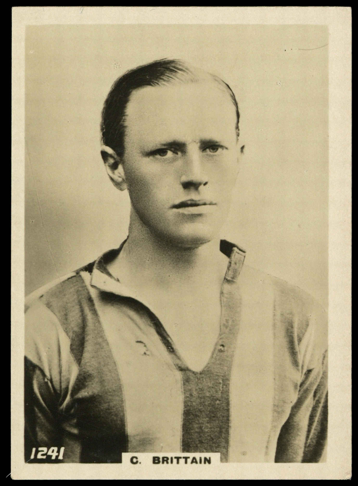 Godfrey Phillips – ‘C. Brittain (Newport County)’ – Footballers L3 ...