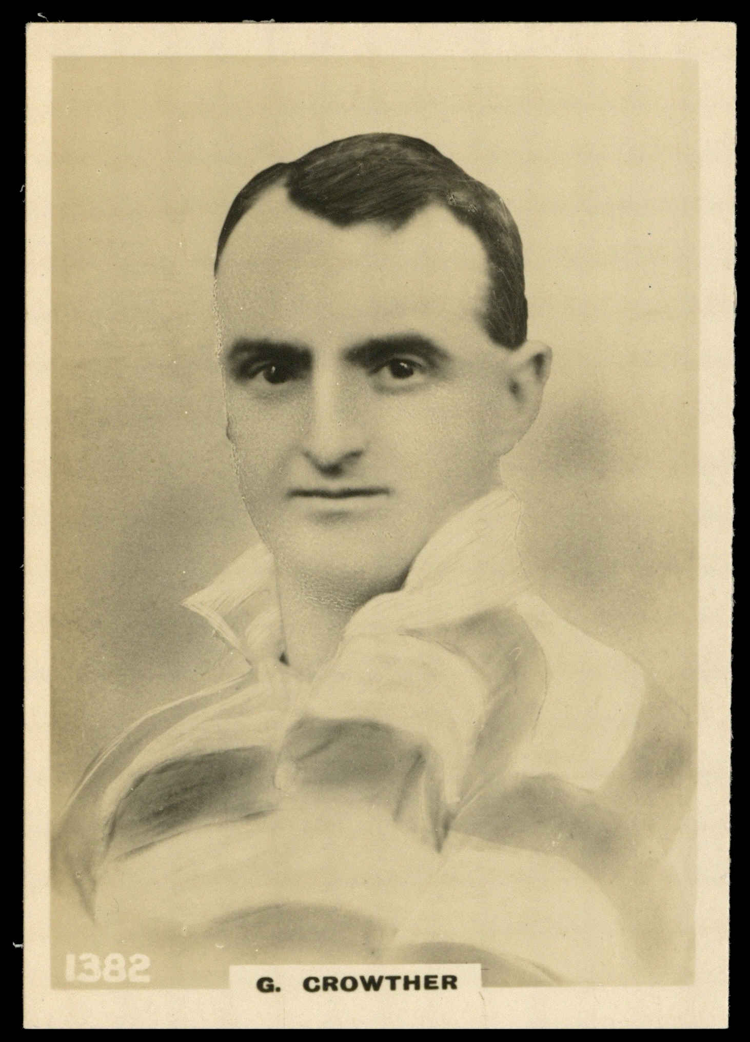 Godfrey Phillips - 'G. Crowther (Hartlepool United)' - Footballers L3 (1922) Godfrey Phillips - 'G. Crowther (Hartlepool United)' - Footballers L3 (1922)