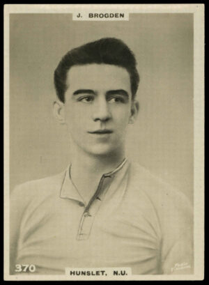 Phillips (Godfrey) - 'Footballers L1' (1922) - J. Brogden (Hunslet N.U.)